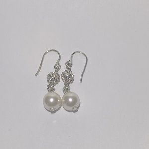 Pearl Drop Earrings